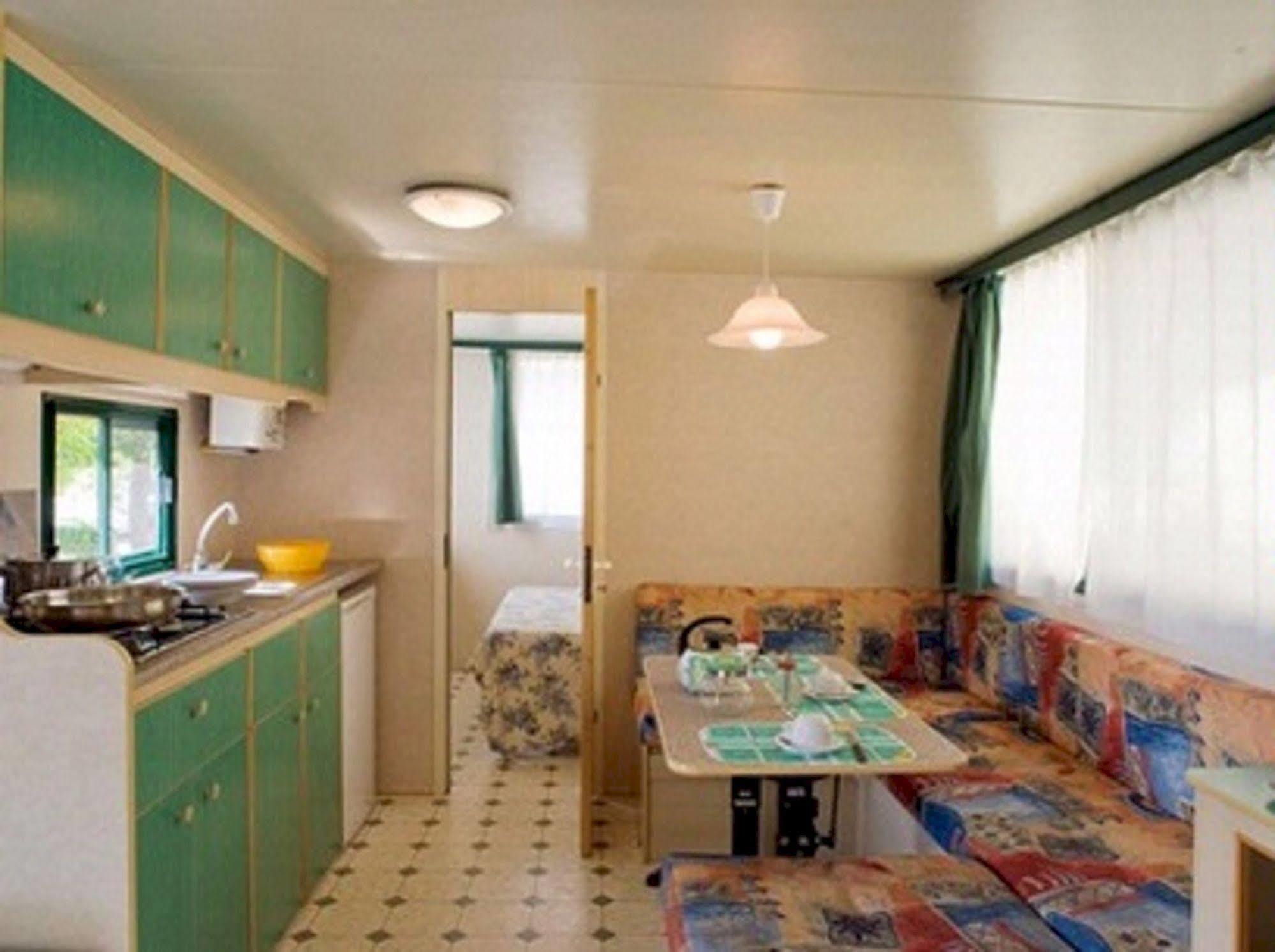 Pet Family Camping Cortina Hotel Senigallia Buitenkant foto